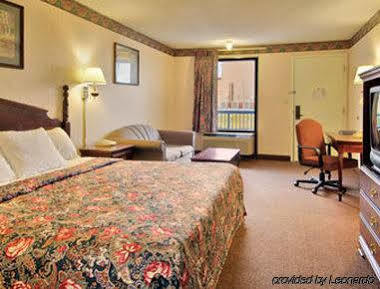 Days By Wyndham Nashville Hotel